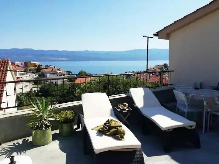 Home With Magnificent Sea View Vrbnik