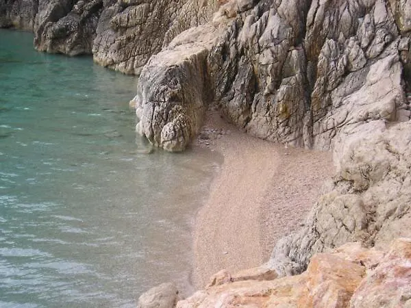 Home With Magnificent Sea View Vrbnik Apartment